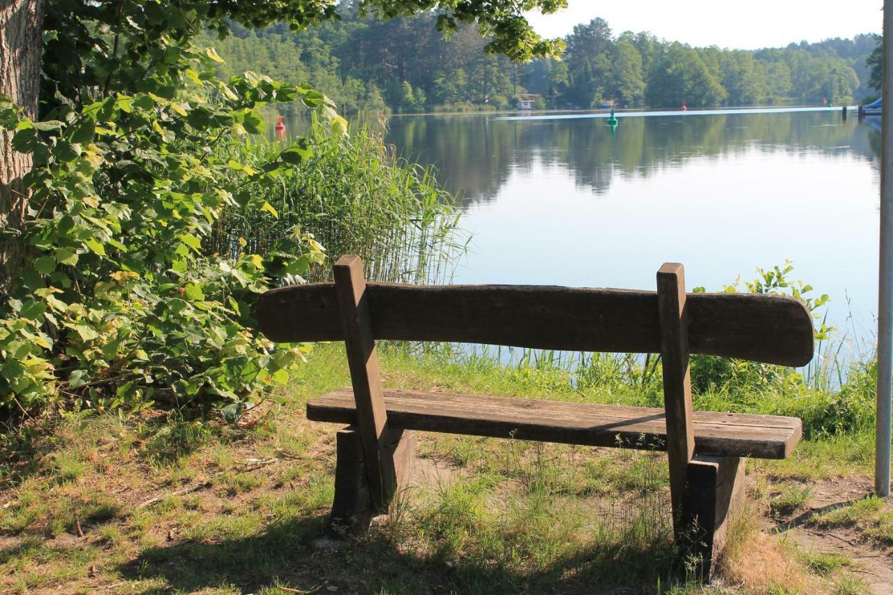 Ferienappartements Am See Schorfheide Eksteriør billede